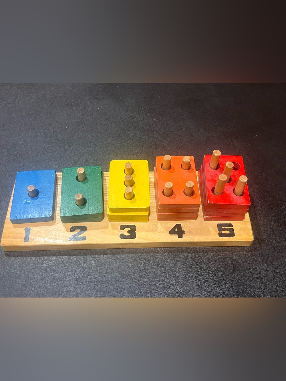 Wooden Rainbow Stack & Count Peg Toy - Blue, Green, Yellow, Orange, Red